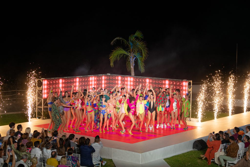 TFBCA (y II). Ananas Wear logra el I Premio Tenerife Fashion Beach